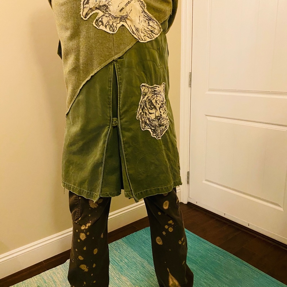 Acid Stained Vintage Carhartt Pants - Picture 4 of 11